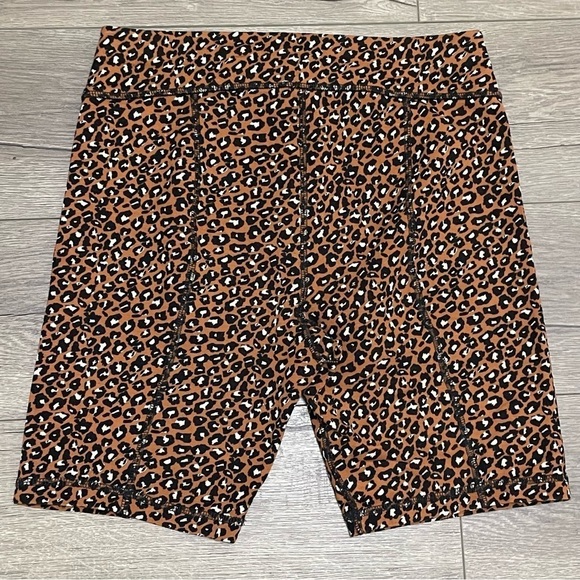 Free People Women's Lucky Strike Bike Shorts Leopard Print Sz M - Picture 7 of 9